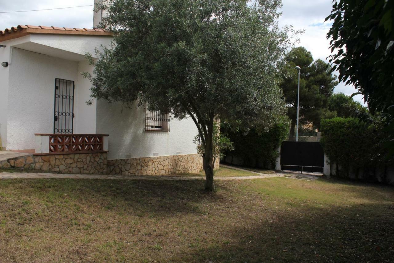 Montserrat II L' Escala Εξωτερικό φωτογραφία